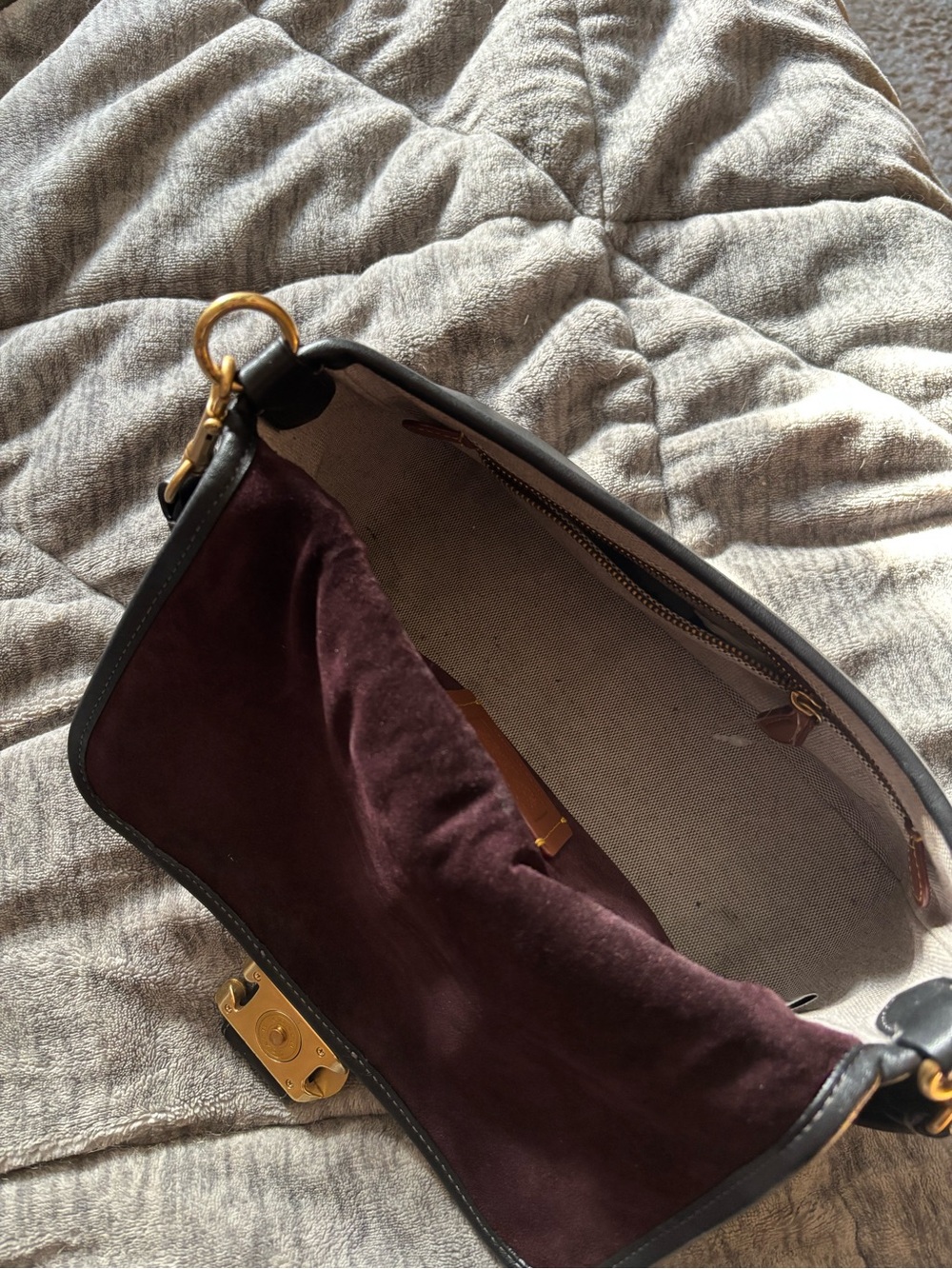 COACH SOFT TABBY SHOULDER BAG - Picture 5 of 6